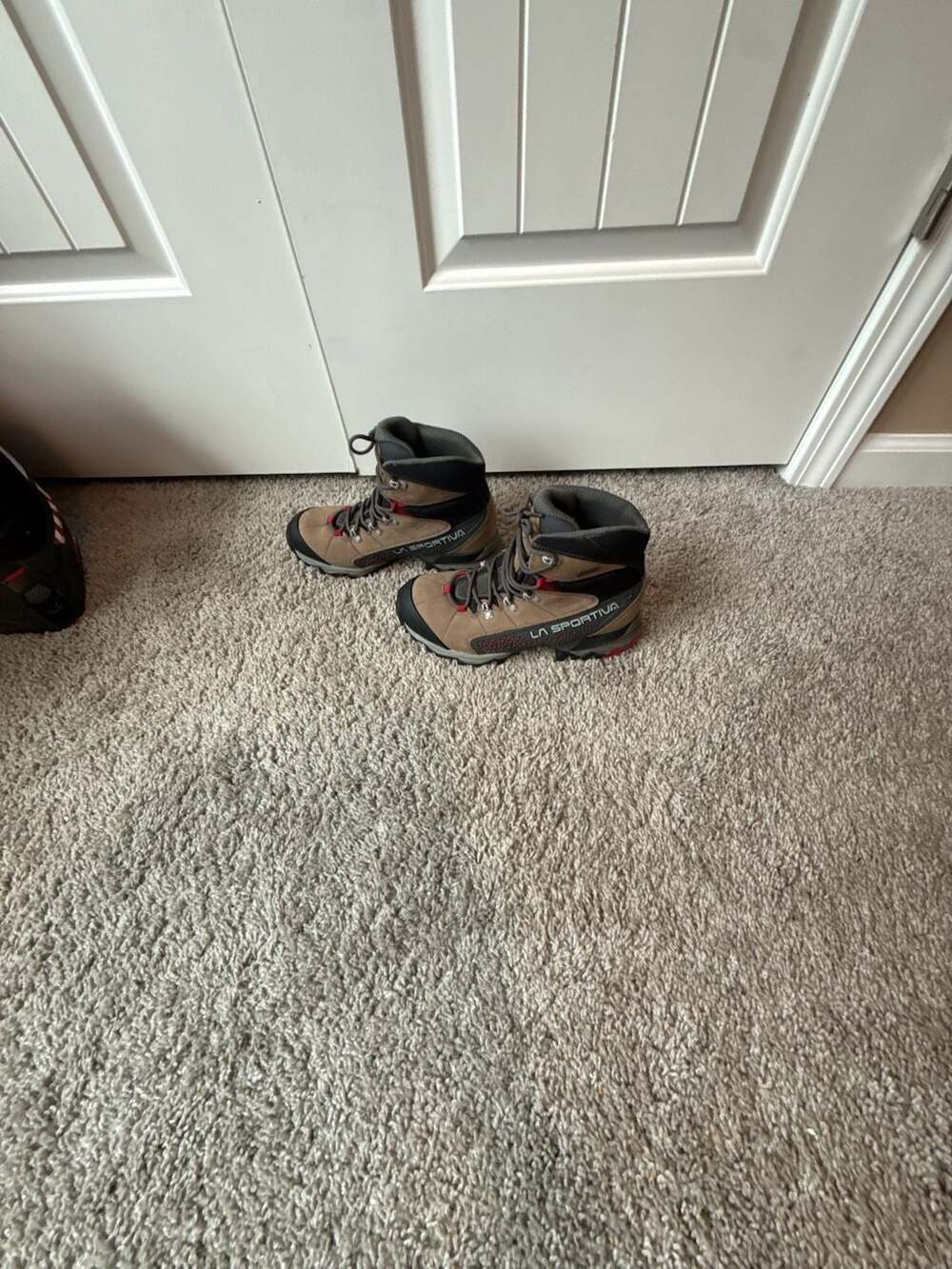 La Sportiva Nucleo High II GTX Hiking Boots - Picture 2 of 3
